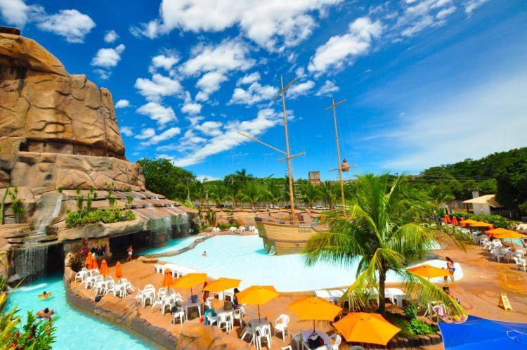 カルダス・ノバス Piazza Diroma - Com Acesso Acqua Park Cn-Goアパートホテル エクステリア 写真