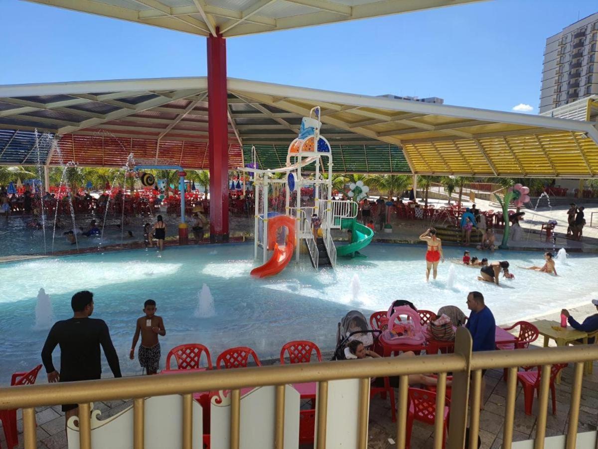 カルダス・ノバス Piazza Diroma - Com Acesso Acqua Park Cn-Goアパートホテル エクステリア 写真