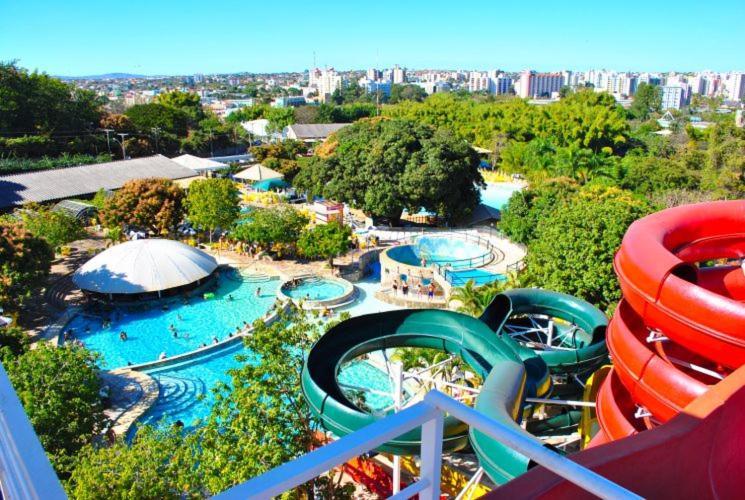 カルダス・ノバス Piazza Diroma - Com Acesso Acqua Park Cn-Goアパートホテル エクステリア 写真